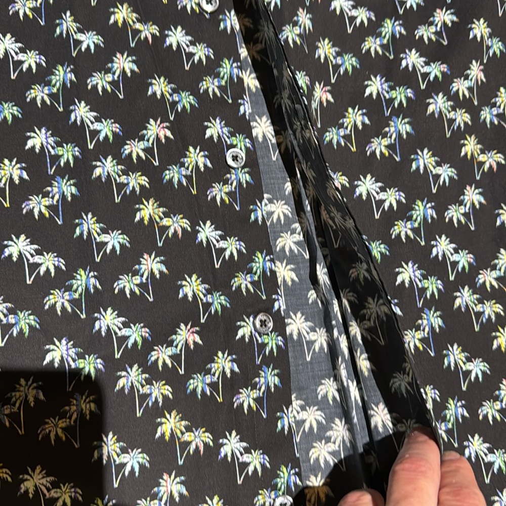 Bugatchi Button Up - image 4